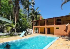 Foto 1 de Fazenda/Sítio com 3 Quartos à venda, 4900m² em Jardim Pinheirinho, Embu das Artes