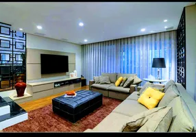 Foto 1 de Apartamento com 4 Quartos à venda, 253m² em Aclimação, São Paulo