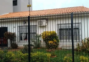 Foto 1 de Casa com 2 Quartos à venda, 179m² em Jardim Botânico, Porto Alegre