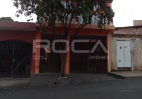 Foto 1 de Sobrado com 4 Quartos à venda, 104m² em Cidade Aracy, São Carlos