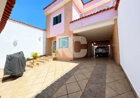 Foto 1 de Sobrado com 3 Quartos à venda, 215m² em Vila Ipiranga, Mogi das Cruzes