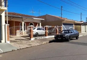 Foto 1 de Casa com 3 Quartos para venda ou aluguel, 158m² em Vila Sao Jose, São Carlos
