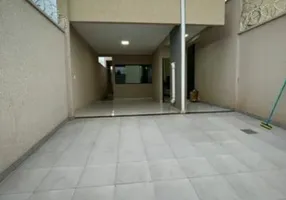 Foto 1 de Casa com 3 Quartos à venda, 130m² em Residencial Licardino Ney, Goiânia