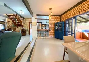Foto 1 de Casa com 3 Quartos à venda, 245m² em Rio Tavares, Florianópolis