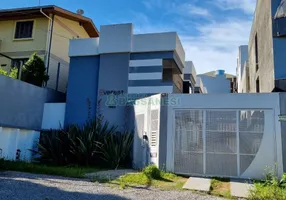 Foto 1 de Sobrado com 2 Quartos à venda, 83m² em Colina Sorriso, Caxias do Sul