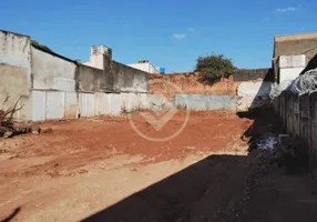 Foto 1 de Lote/Terreno à venda, 360m² em Osvaldo Rezende, Uberlândia