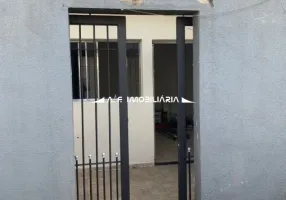 Foto 1 de Casa com 2 Quartos para alugar, 80m² em Vila Gustavo, São Paulo