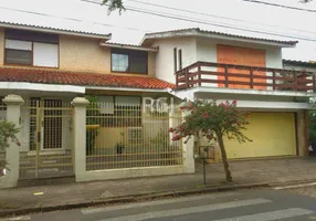 Foto 1 de Casa com 4 Quartos à venda, 341m² em Jardim Lindóia, Porto Alegre