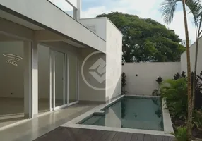 Foto 1 de Casa de Condomínio com 3 Quartos à venda, 209m² em Brasil, Uberlândia
