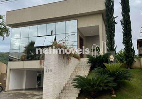 Casa de Condomínio com 4 Quartos à venda, 450m² em Ibituruna, Montes Claros - imagem 1 Foto 1 de Casa de Condomínio com 4 Quartos à venda, 450m² em Ibituruna, Montes Claros