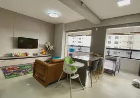 Foto 1 de Apartamento com 2 Quartos à venda, 100m² em Centro, Balneário Camboriú