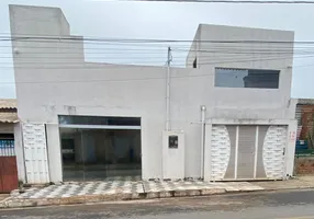 Foto 1 de Casa com 4 Quartos à venda, 150m² em Jardim Florianópolis, Cuiabá