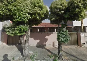 Foto 1 de Casa com 3 Quartos à venda, 220m² em Candelária, Natal