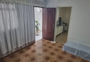 Foto 1 de Casa com 2 Quartos à venda, 78m² em Amaralina, Salvador