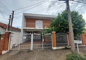 Foto 1 de Sobrado com 4 Quartos à venda, 258m² em Jardim Macarengo, São Carlos