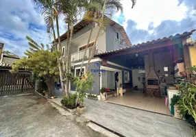 Foto 1 de Casa com 3 Quartos à venda, 172m² em Maria Paula, São Gonçalo