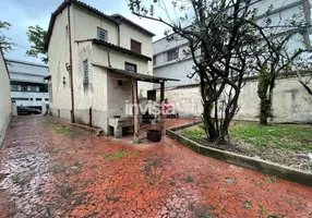 Foto 1 de Casa com 3 Quartos à venda, 146m² em Vila Belmiro, Santos