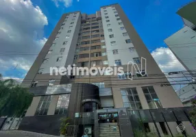 Foto 1 de Apartamento com 3 Quartos para alugar, 128m² em Grajaú, Belo Horizonte