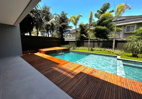 Foto 1 de Casa de Condomínio com 4 Quartos à venda, 630m² em Barra da Tijuca, Rio de Janeiro