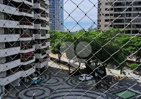 Foto 1 de Apartamento com 2 Quartos à venda, 94m² em Barra da Tijuca, Rio de Janeiro