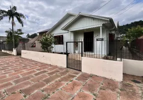 Foto 1 de Casa com 3 Quartos à venda, 137m² em Floresta, Estância Velha