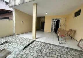 Foto 1 de Casa com 4 Quartos à venda, 588m² em Montese, Fortaleza