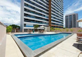 Foto 1 de Apartamento com 2 Quartos para alugar, 75m² em Praia de Iracema, Fortaleza