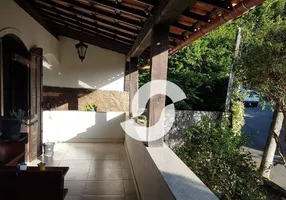 Foto 1 de Casa de Condomínio com 5 Quartos à venda, 194m² em Charitas, Niterói