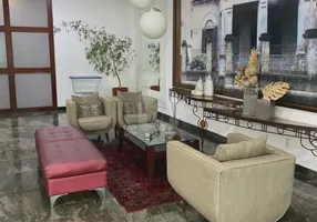 Foto 1 de Apartamento com 4 Quartos à venda, 225m² em Centro, Uberlândia