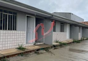 Foto 1 de Casa com 2 Quartos para alugar, 45m² em Vila Militar, Piraquara
