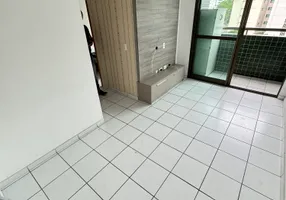 Foto 1 de Apartamento com 2 Quartos à venda, 50m² em Boa Viagem, Recife