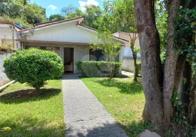 Foto 1 de Casa com 2 Quartos à venda, 249m² em Horto Florestal, São Paulo