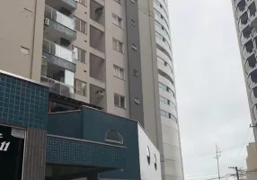 Foto 1 de Apartamento com 2 Quartos para alugar, 70m² em Barra Sul, Balneário Camboriú