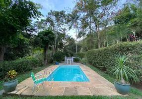 Foto 1 de Apartamento com 4 Quartos à venda, 170m² em Pedro do Rio, Petrópolis