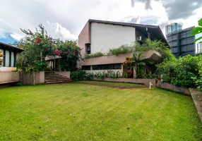 Foto 1 de Casa com 4 Quartos à venda, 850m² em Jardim do Lago, Londrina