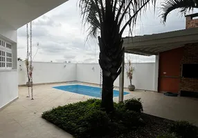 Foto 1 de Casa de Condomínio com 3 Quartos à venda, 360m² em Alphaville, Santana de Parnaíba