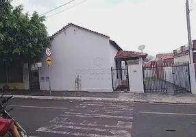 Foto 1 de Casa com 2 Quartos para alugar, 75m² em Centro Engenheiro Schmitt, São José do Rio Preto