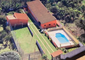 Foto 1 de Fazenda/Sítio com 4 Quartos à venda, 1100m² em Chácara Recreio Internacional, Suzano