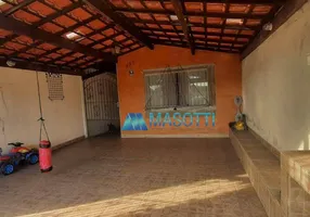 Foto 1 de Casa com 2 Quartos à venda, 84m² em Vila Caicara, Praia Grande