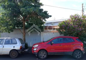 Foto 1 de Sobrado com 2 Quartos à venda, 200m² em Jardim Beatriz, São Carlos