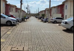 Foto 1 de Apartamento com 2 Quartos à venda, 48m² em Ypiranga, Valparaíso de Goiás