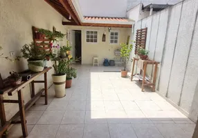 Foto 1 de Casa com 2 Quartos à venda, 110m² em Parque Munhoz, São Paulo