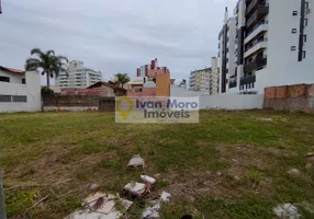 Foto 1 de Lote/Terreno à venda, 780m² em Estreito, Florianópolis