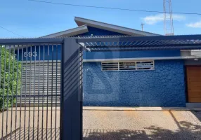 Foto 1 de Casa com 5 Quartos para alugar, 363m² em Jardim Proença, Campinas