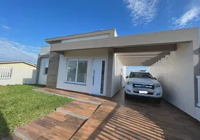 Foto 1 de Casa com 2 Quartos à venda, 130m² em Atlantida Sul, Osório