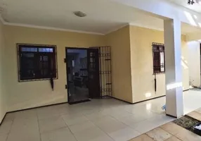 Foto 1 de Casa com 2 Quartos à venda, 195m² em Parquelândia, Fortaleza