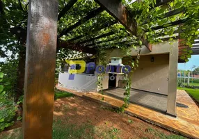 Foto 1 de Casa de Condomínio com 2 Quartos à venda, 185m² em Condominio Recanto do Beija Flor, Jaboticatubas