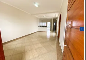 Foto 1 de Casa com 3 Quartos à venda, 179m² em Residencial Quinta dos Vinhedos, Bragança Paulista