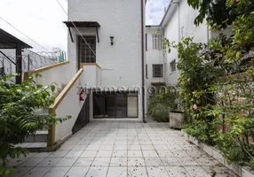 Foto 1 de Casa com 3 Quartos à venda, 227m² em Água Branca, São Paulo