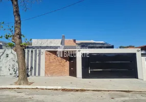 Foto 1 de Casa com 3 Quartos à venda, 250m² em Campo Grande, São Paulo